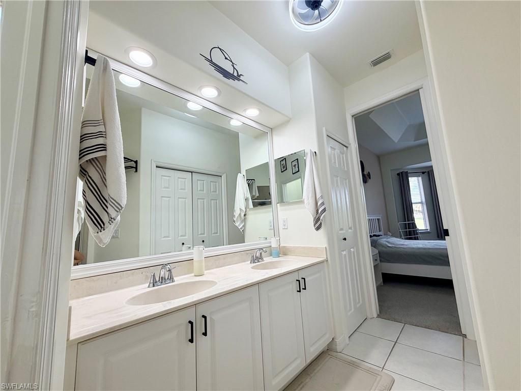 9052 Leatherwood Loop , Lehigh Acres, FL 33936 Photo
