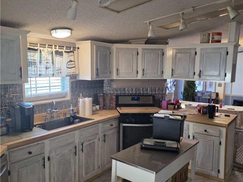 10154 Lady Catherine Court, Streetsboro, OH 44241 Photo 7