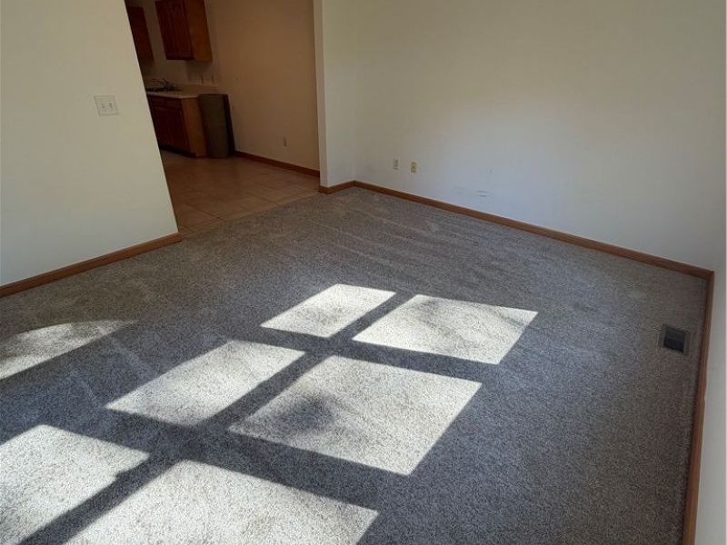 1437 Waters Edge Drive, Akron, OH 44313 Photo 10