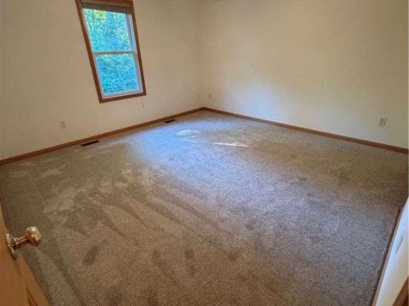 1437 Waters Edge Drive, Akron, OH 44313 Photo 11