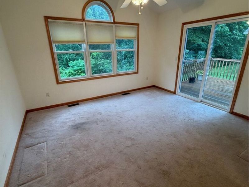1437 Waters Edge Drive , Akron, OH 44313 Photo 9
