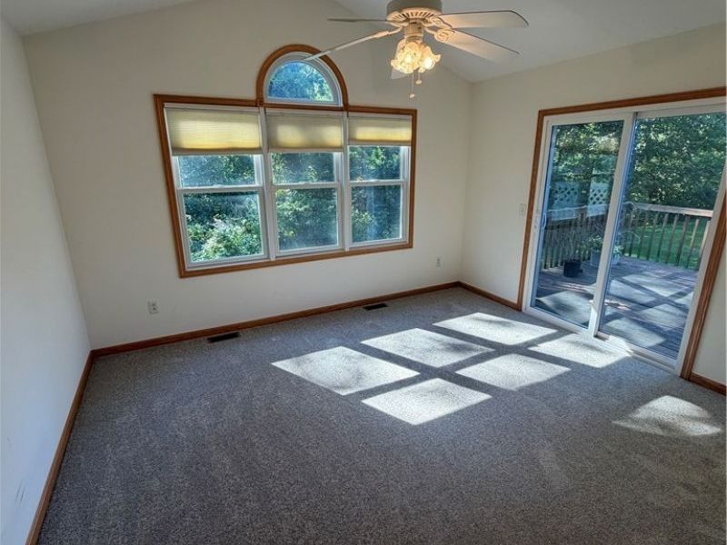 1437 Waters Edge Drive, Akron, OH 44313 Photo 9
