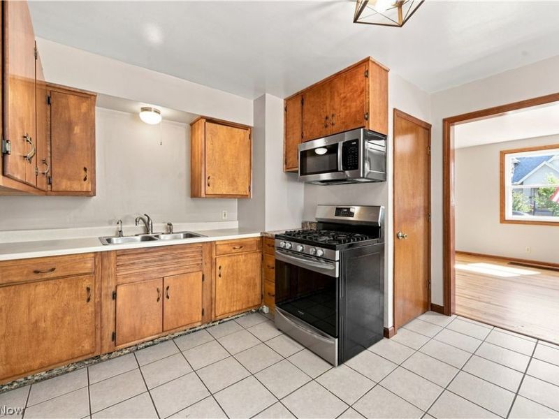 1431 SW Brooklyn Avenue , Canton, OH 44710 Photo 7