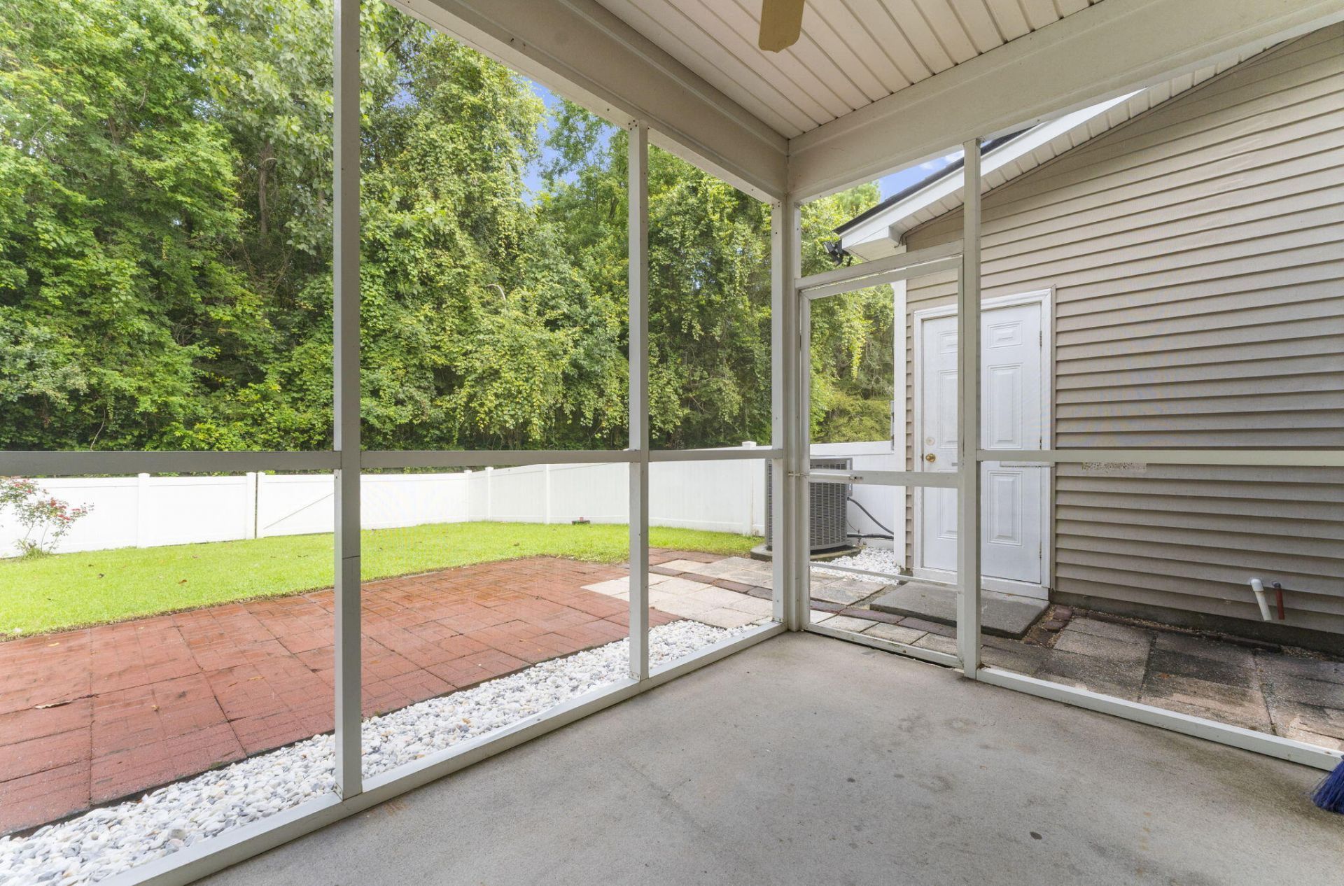 165 Black River Drive Photo 26