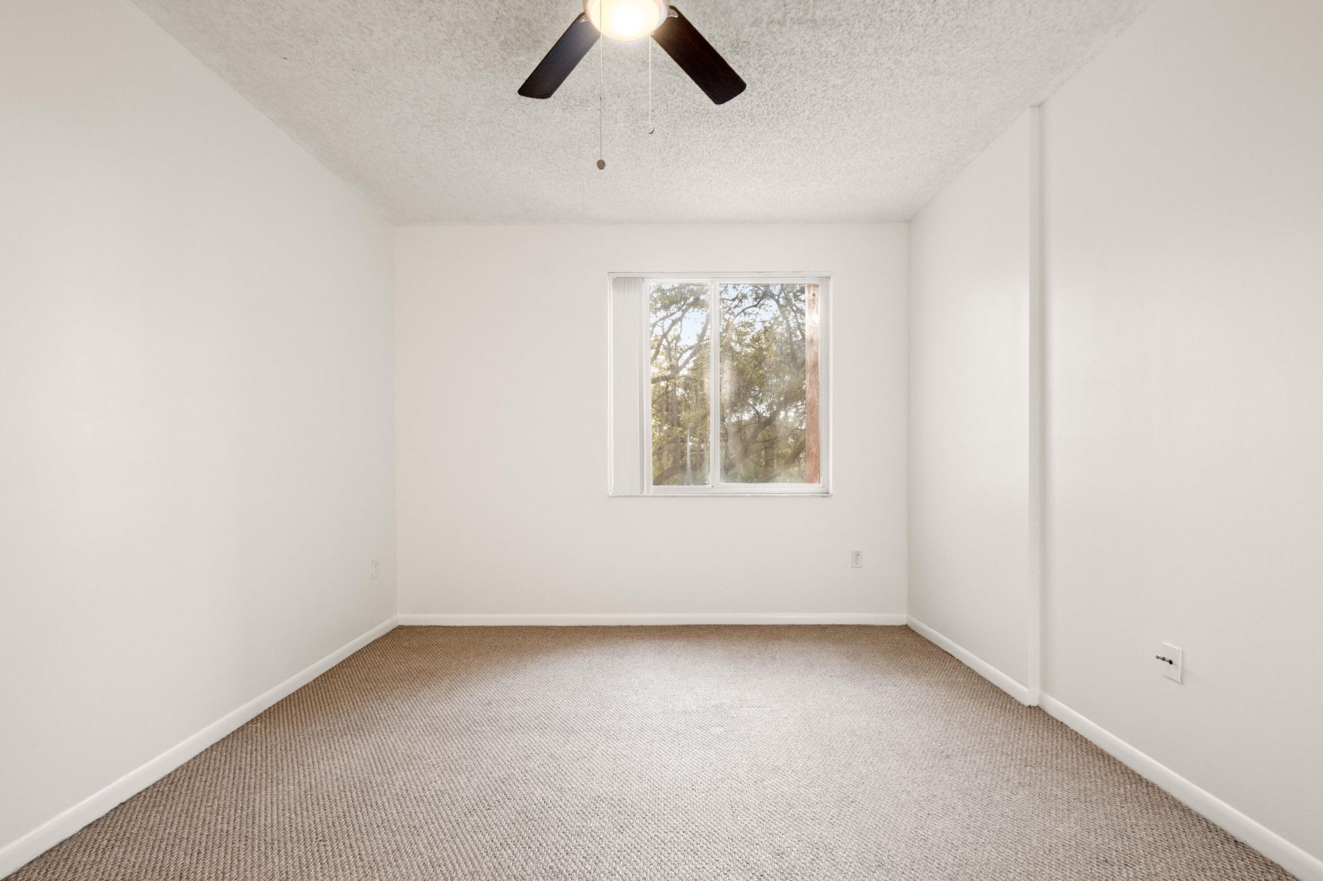 6960 SW 39th Street, Unit E205, Davie, FL 33314 Photo