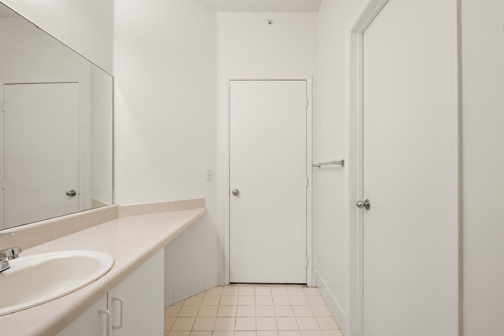 6960 SW 39th Street, Unit E205, Davie, FL 33314 Photo