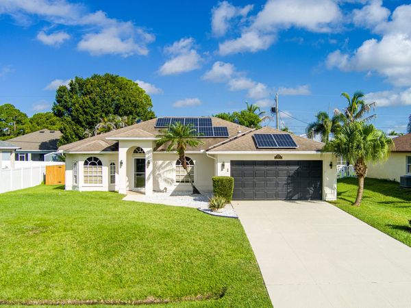 1978 SW Hillman Street, Port St. Lucie, FL 34953