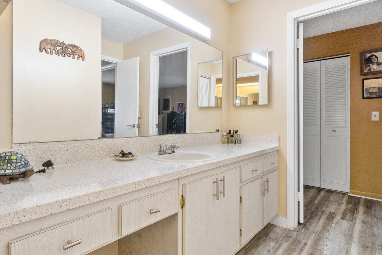 3587 La Playas, Unit B-2, Greenacres, FL 33463 Photo