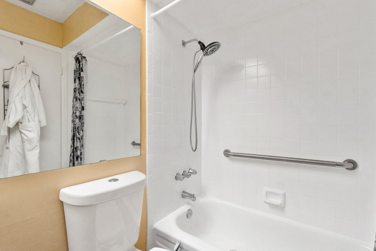 3587 La Playas, Unit B-2, Greenacres, FL 33463 Photo