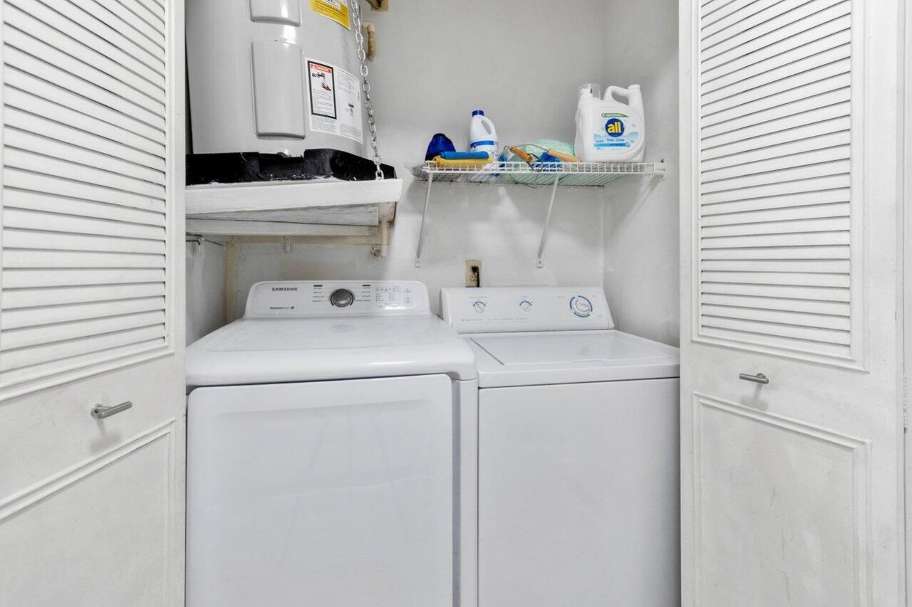3587 La Playas, Unit B-2, Greenacres, FL 33463 Photo