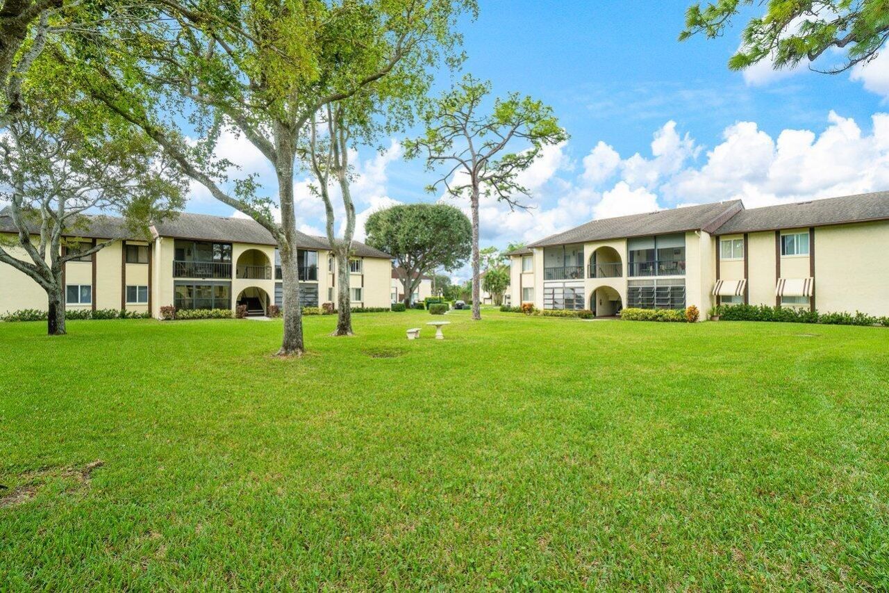 3587 La Playas, Unit B-2, Greenacres, FL 33463 Photo