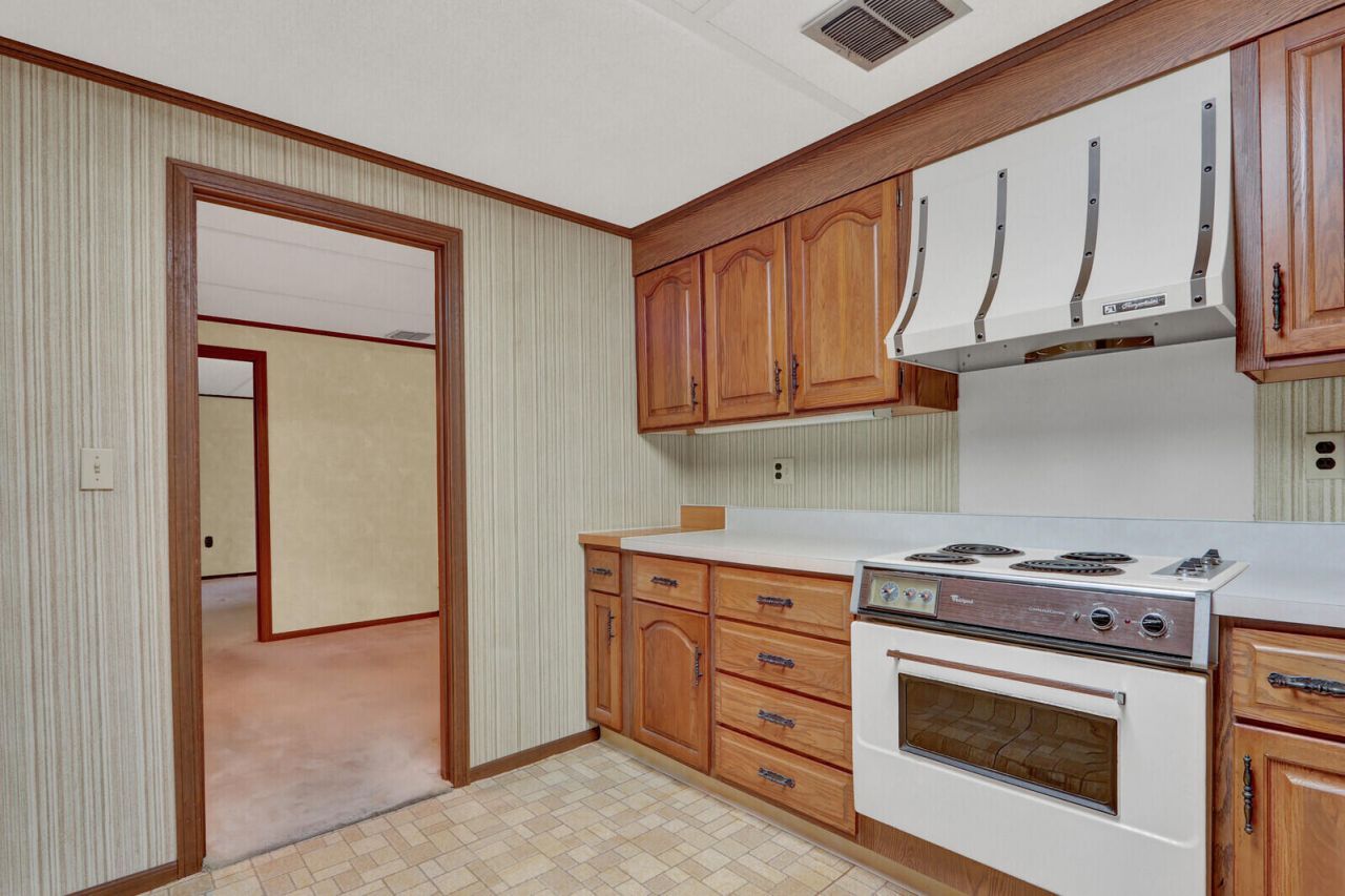 15731 79th Terrace N, Palm Beach Gardens, FL 33418 Photo