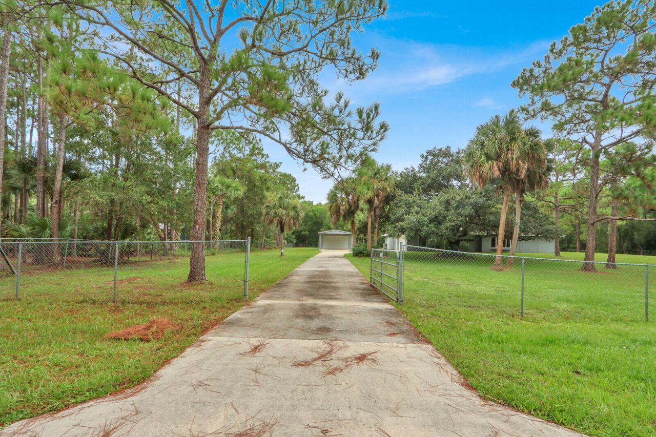 15731 79th Terrace N, Palm Beach Gardens, FL 33418 Photo