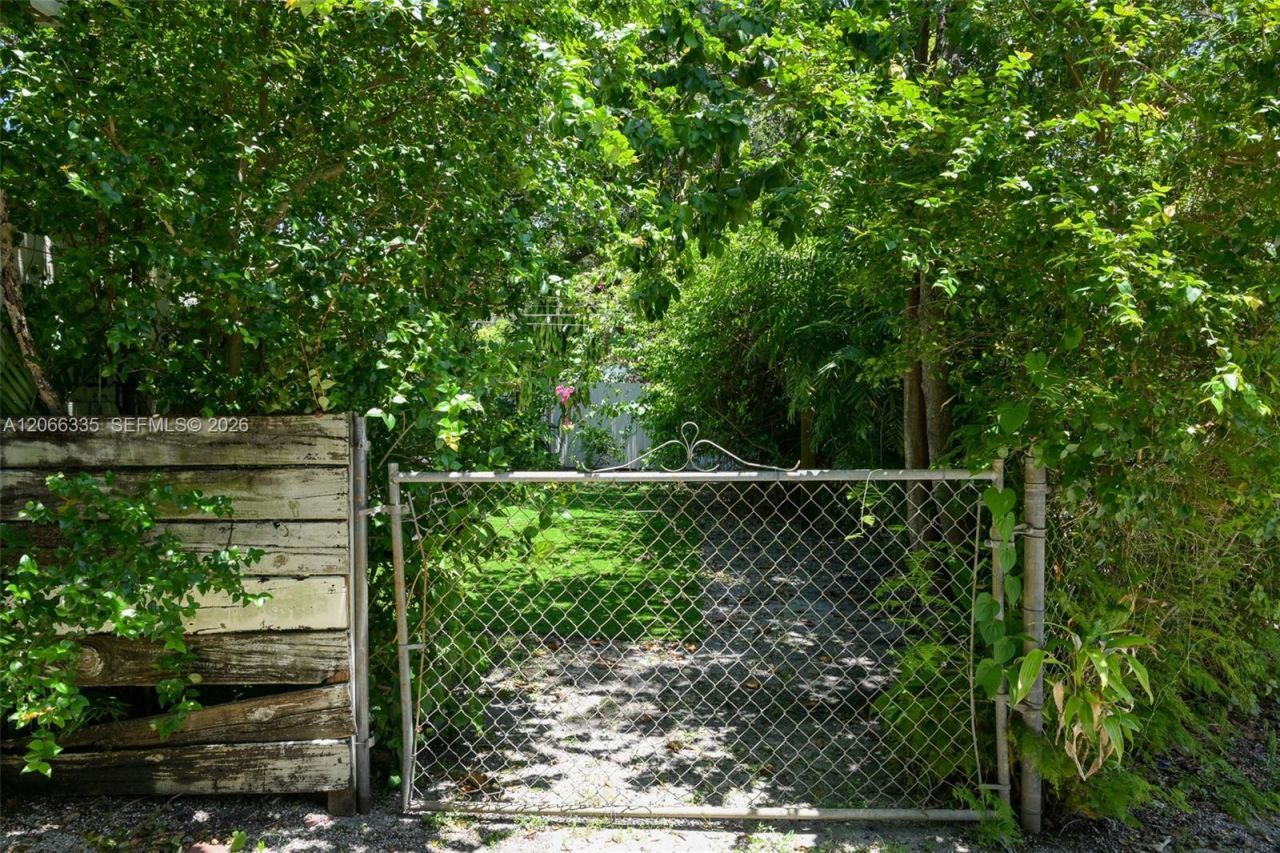 142 NW 98th St, Miami Shores, FL 33150 Photo