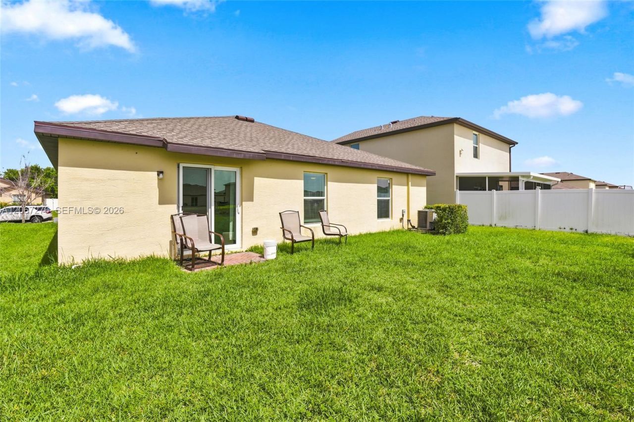 749 Worlington Ln , Fort Pierce, FL 34947 Photo