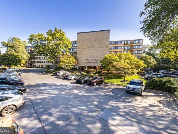 600 ROOSEVELT BOULEVARD , Unit 415, FALLS CHURCH, VA 22044