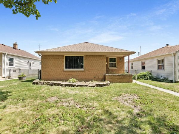 2530 S 64th STREET, Milwaukee, WI 53219