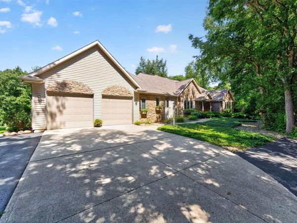 51640 Meadow Pond Drive, Granger, IN 46530