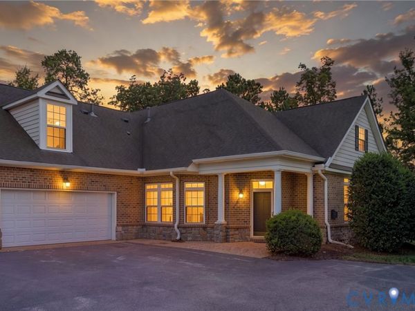 5928 E Stonepath Garden Drive, Unit 1, Chester, VA 23831