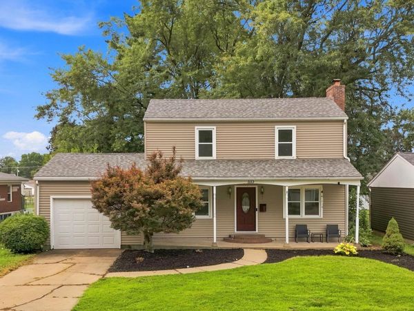 1113 Lynnwood Drive, Burlington, IA 52601