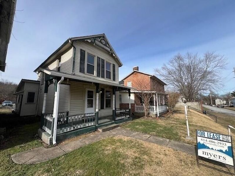 519 Moxahala Avenue , Zanesville, OH 43701 Photo 1