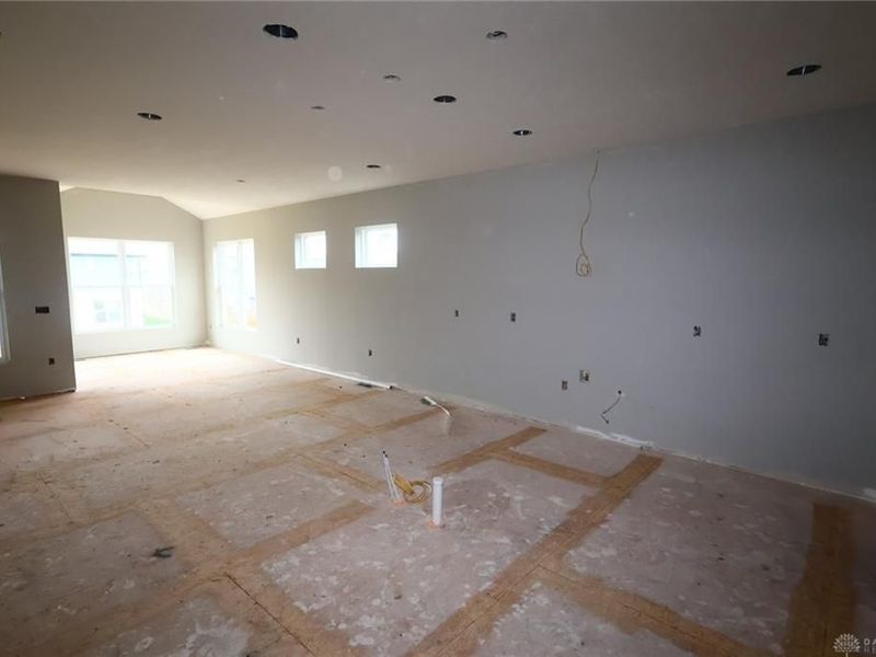 660 Goldfinch Drive, Unit 107, Beavercreek, OH 45434 Photo 4