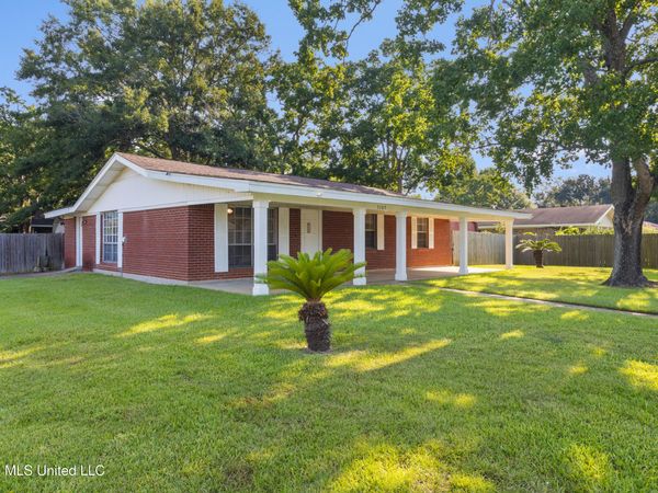 3103 Baltimore Avenue, Pascagoula, MS 39581