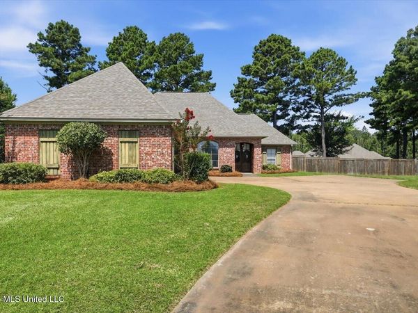 106 Cedar Green Cove, Canton, MS 39046