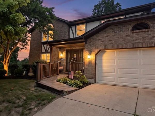 2590 Westbourne Drive, Green Twp, OH 45248