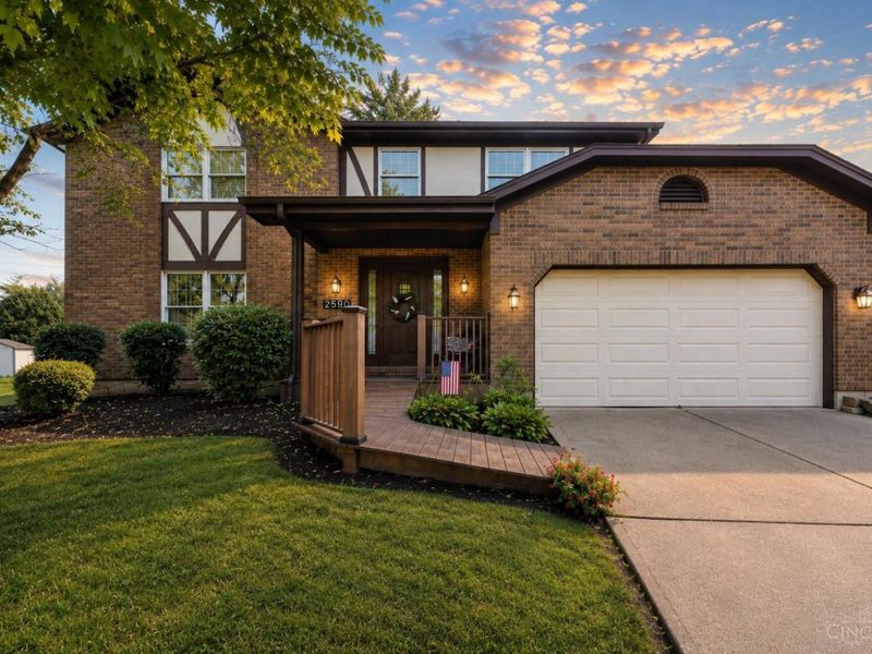 2590 Westbourne Drive, Green Township, OH 45248 Photo 1