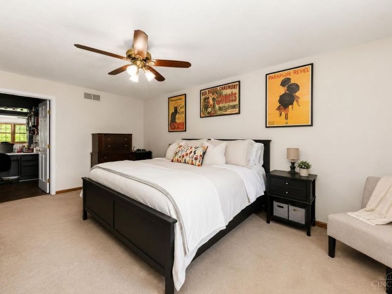 2590 Westbourne Drive, Cincinnati, OH 45248 Photo 18