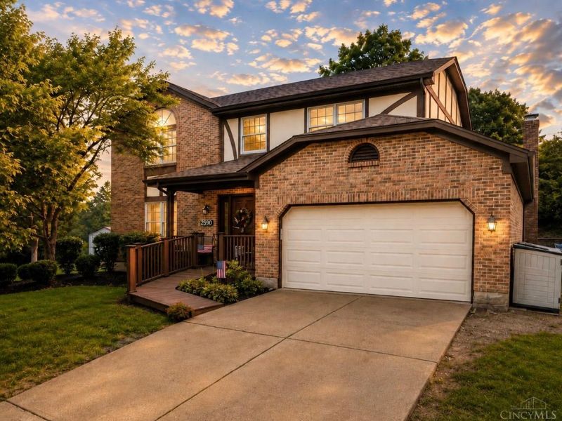 2590 Westbourne Drive, Green Township, OH 45248 Photo 2