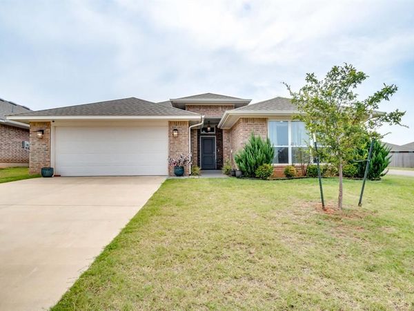 2135 Arcady Avenue, Norman, OK 73026