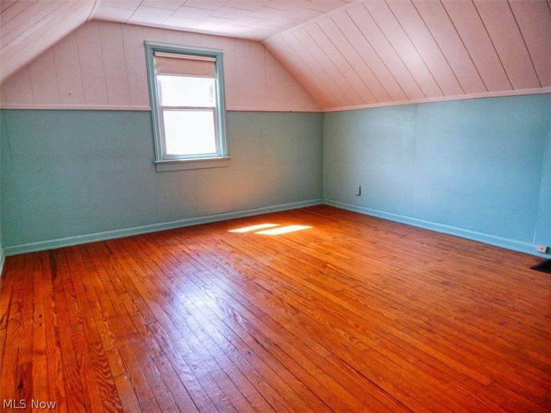 7432 Outlook Avenue , Brooklyn, OH 44144 Photo 14