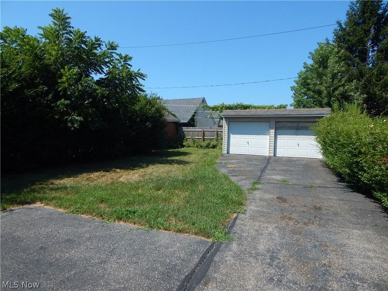 7432 Outlook Avenue , Brooklyn, OH 44144 Photo 19