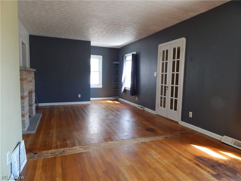 7432 Outlook Avenue , Brooklyn, OH 44144 Photo 7