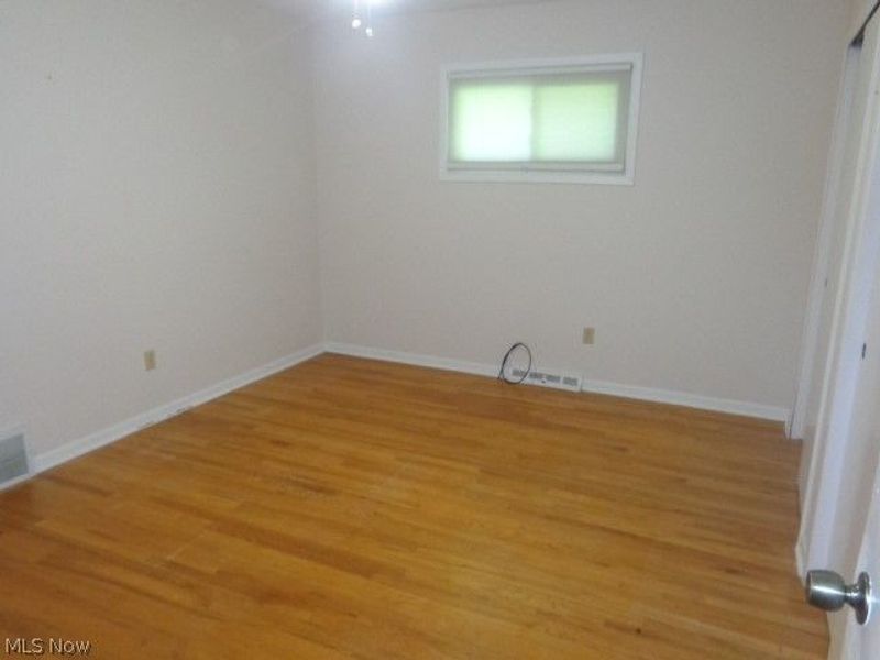 7270 Lakeview Drive, Parma, OH 44129 Photo 18