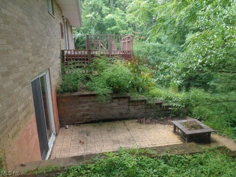 7270 Lakeview Drive, Parma, OH 44129 Photo 5