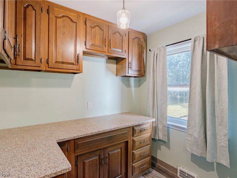 3826 Grosvenor Road , South Euclid, OH 44118 Photo 16