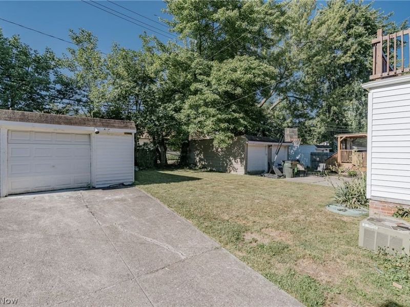 3826 Grosvenor Road , South Euclid, OH 44118 Photo 28
