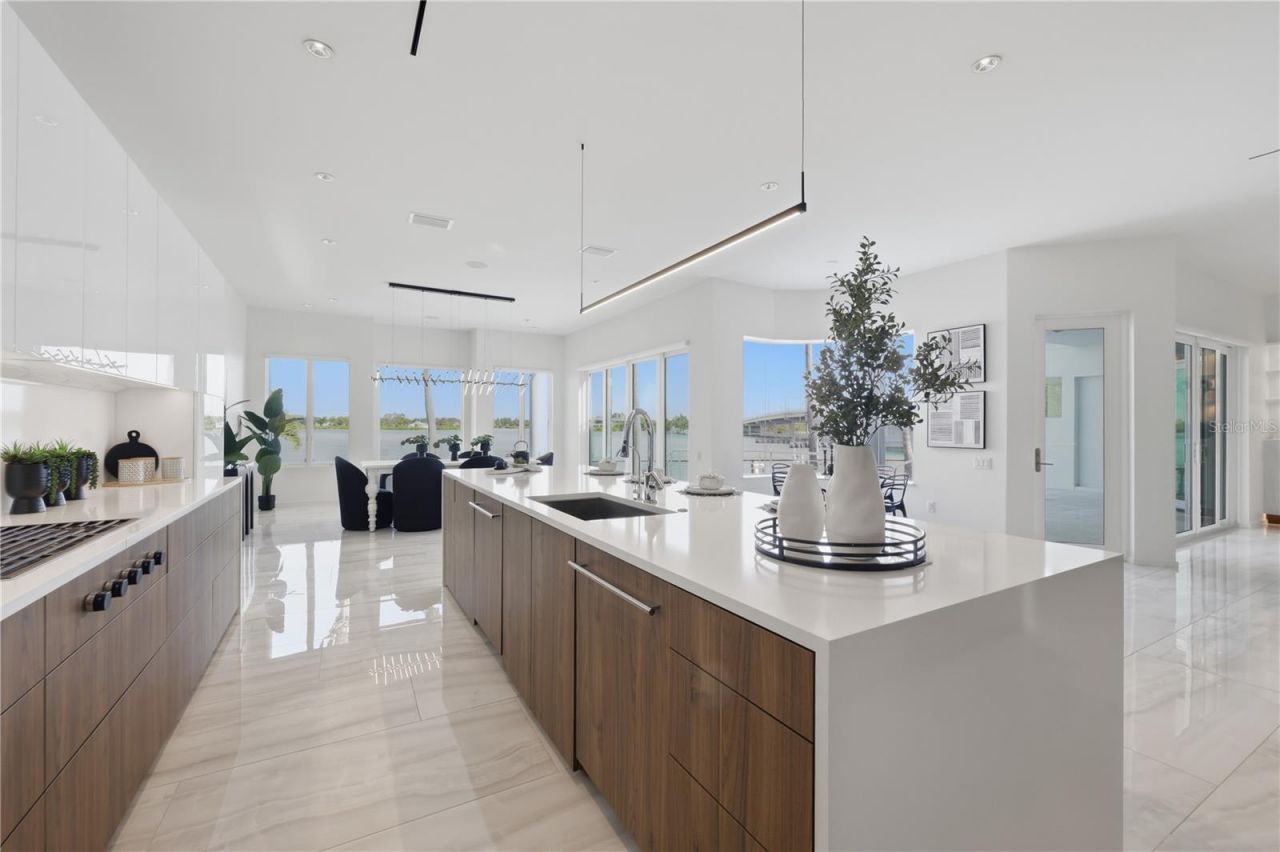 1475 John Ringling Parkway, Sarasota, FL 34236 Photo
