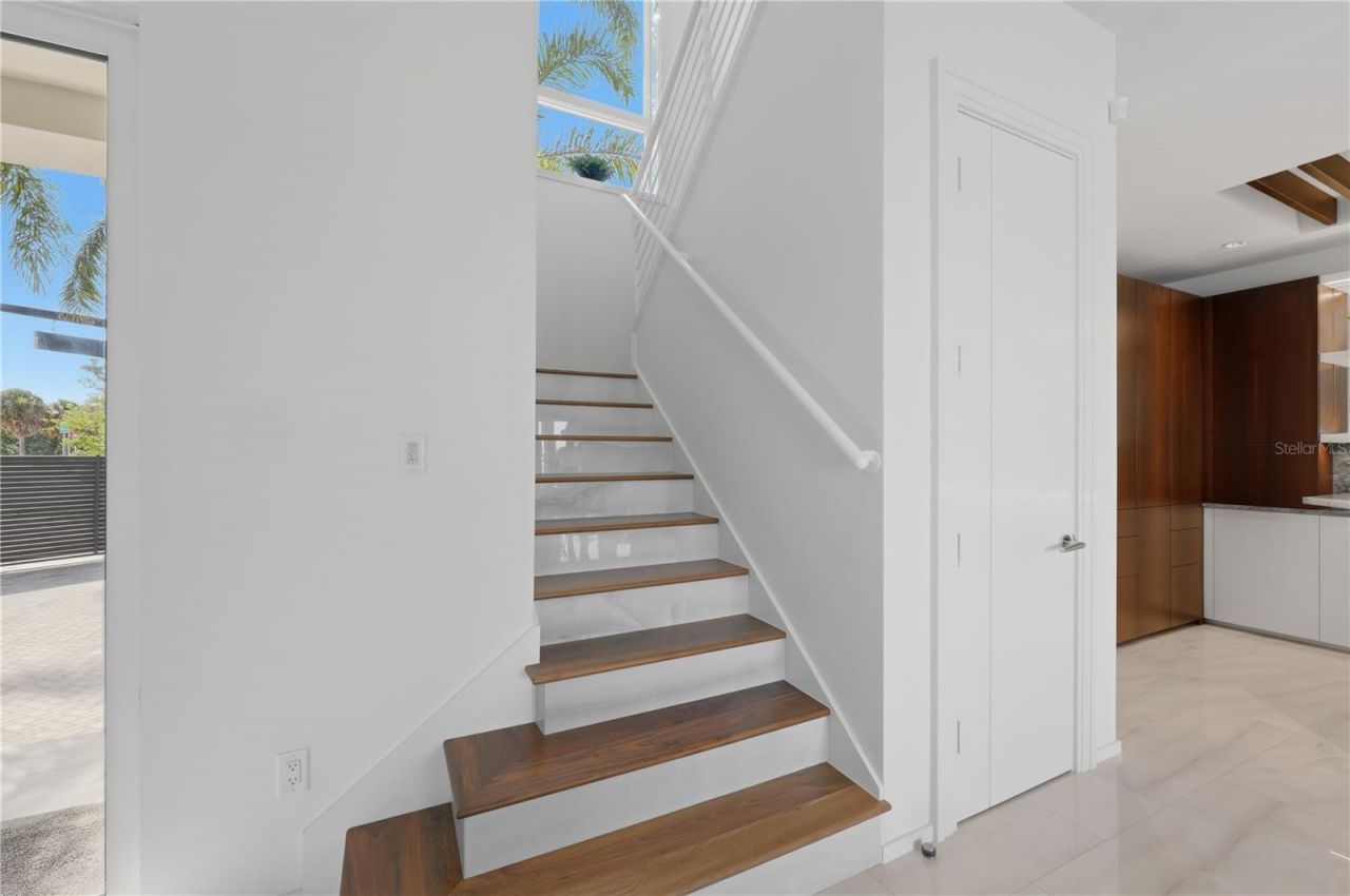 1475 John Ringling Parkway, Sarasota, FL 34236 Photo