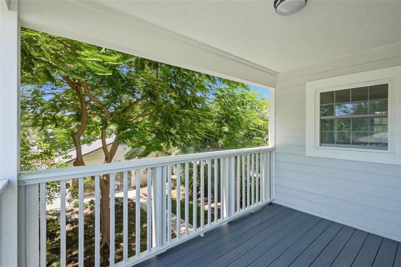 2720 10th Street N, Saint Petersburg, FL 33704 Photo