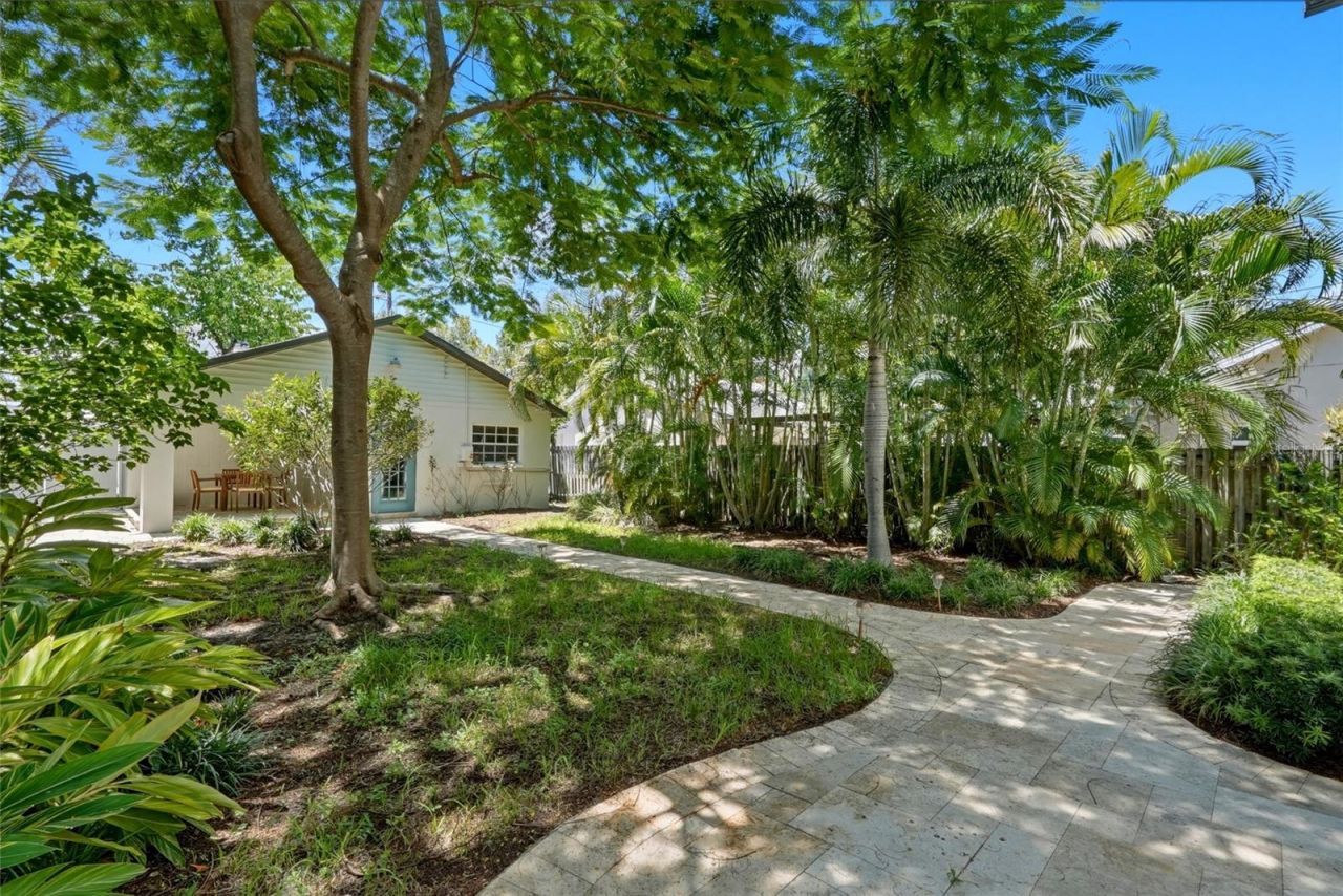 2720 10th Street N, Saint Petersburg, FL 33704 Photo