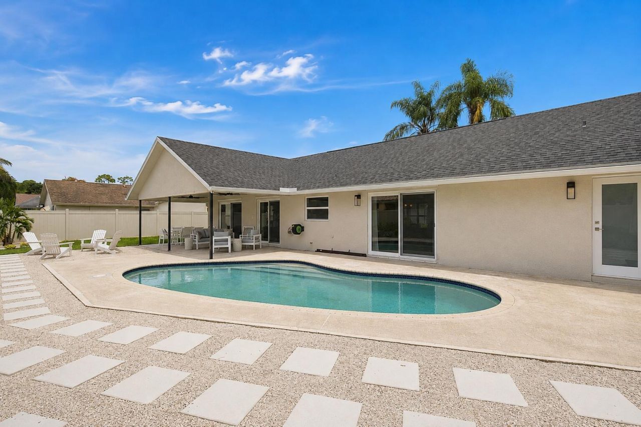 1259 Barnstaple, Wellington, FL 33414 Photo