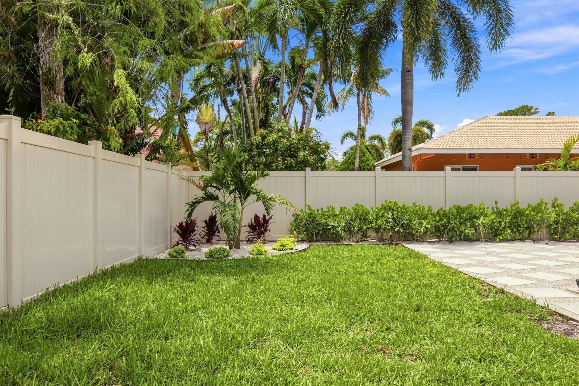 1259 Barnstaple, Wellington, FL 33414 Photo