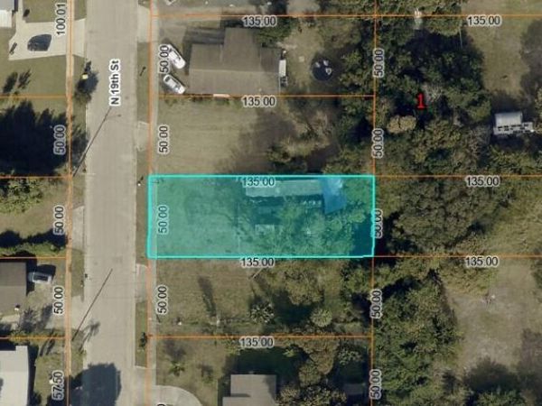 702 N 19TH N Street, Fort Pierce, FL 34950