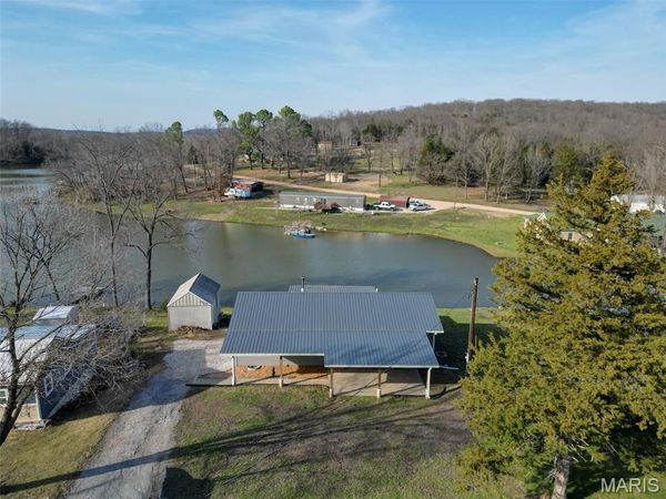 1387 Hartshorn Road , Hermann, MO 65041