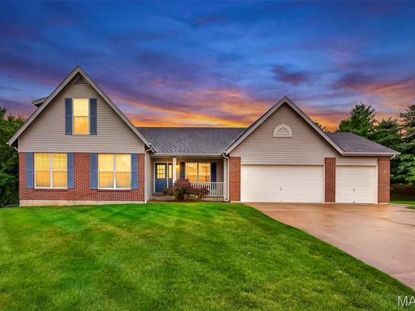 115 Mackintosh Lane, O'Fallon, MO 63368