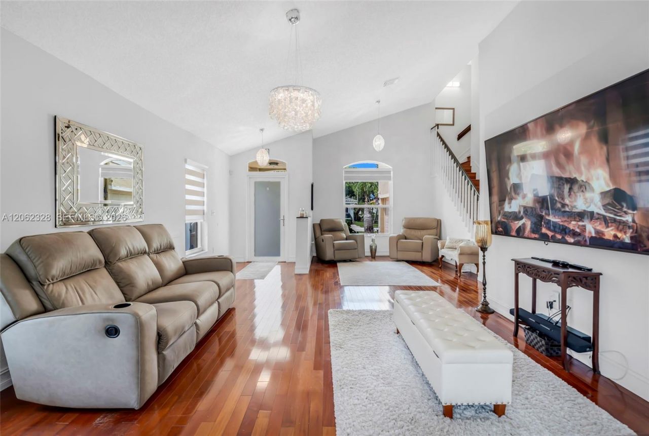17513 NW 10th St, Pembroke Pines, FL 33029 Photo